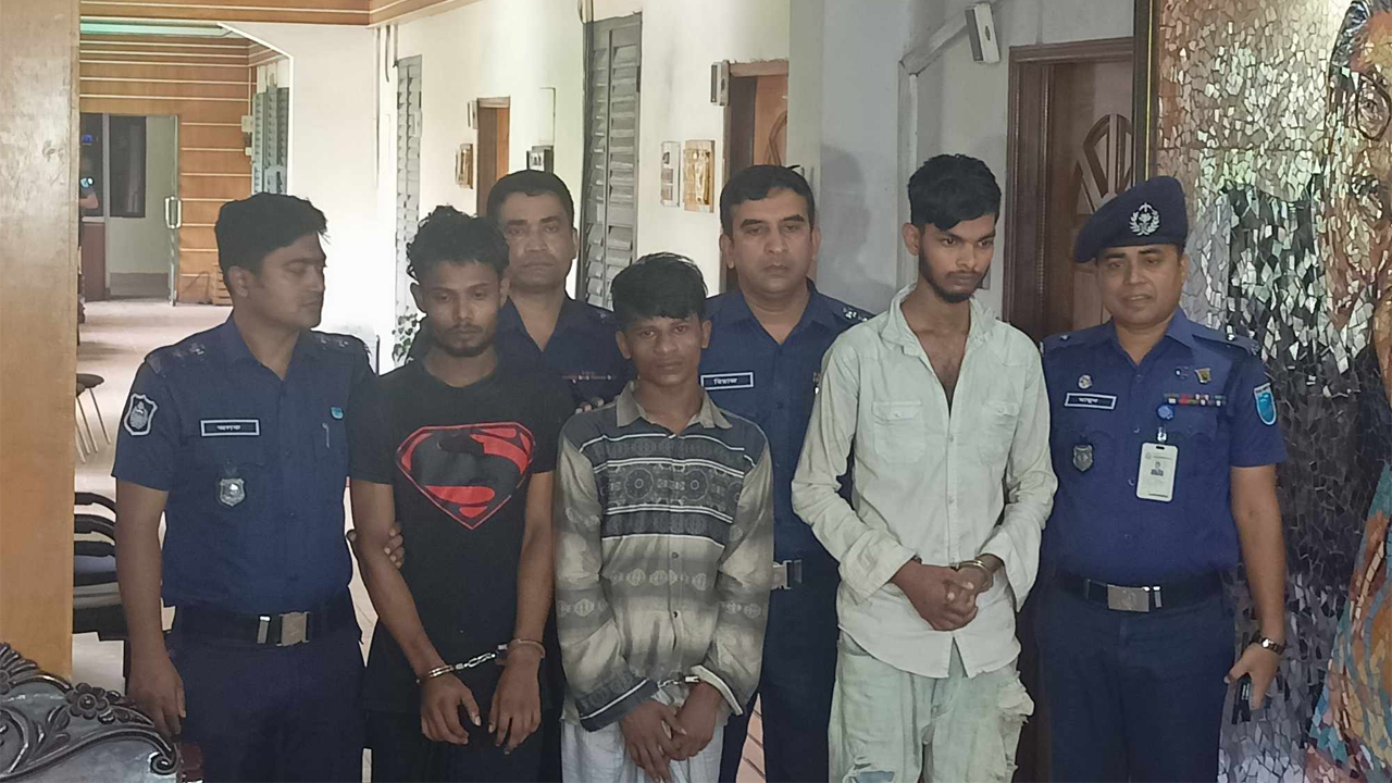 প্রকৌশলী সদরুল আলমের খুনের ঘটনায় গ্রেপ্তার ৩ আসামি। ছবি: কালবেলা