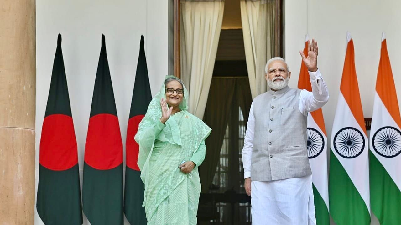 বাংলাদেশের প্রধানমন্ত্রী শেখ হাসিনা ও ভারতের প্রধানমন্ত্রী নরেন্দ্র মোদি। ছবি : সংগৃহীত