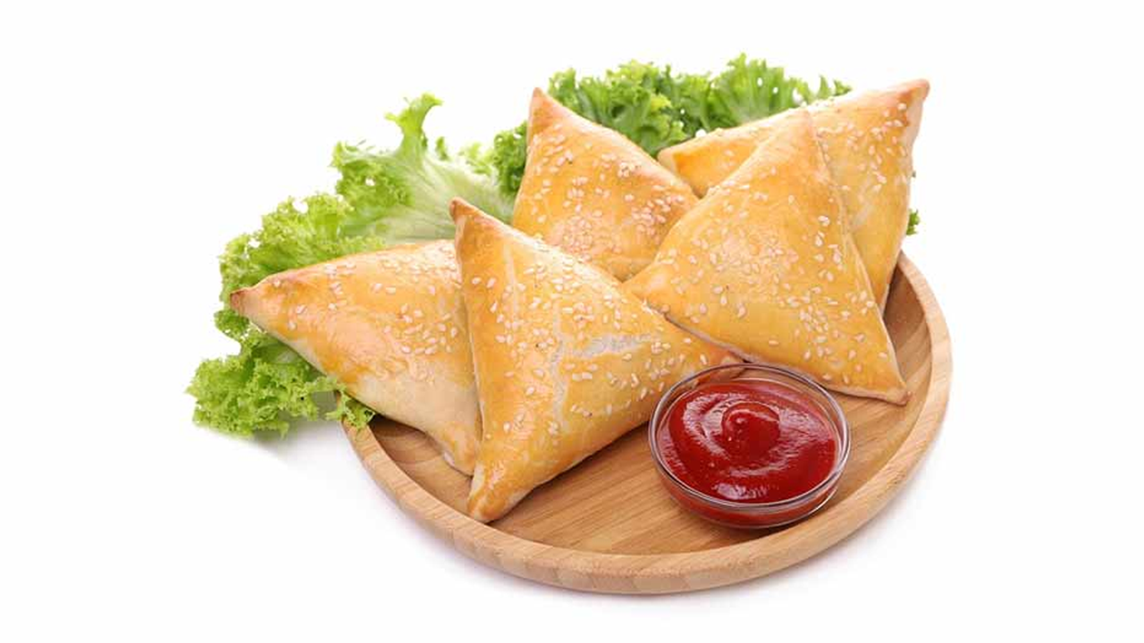 আজ বিশ্ব সমুচা দিবস। ছবি : সংগৃহীত