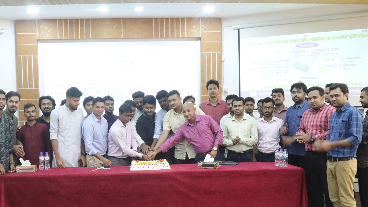 যবিপ্রবি সাংবাদিক সমিতির ৫ম প্রতিষ্ঠাবার্ষিকী উদযাপন । ছবি : কালবেলা