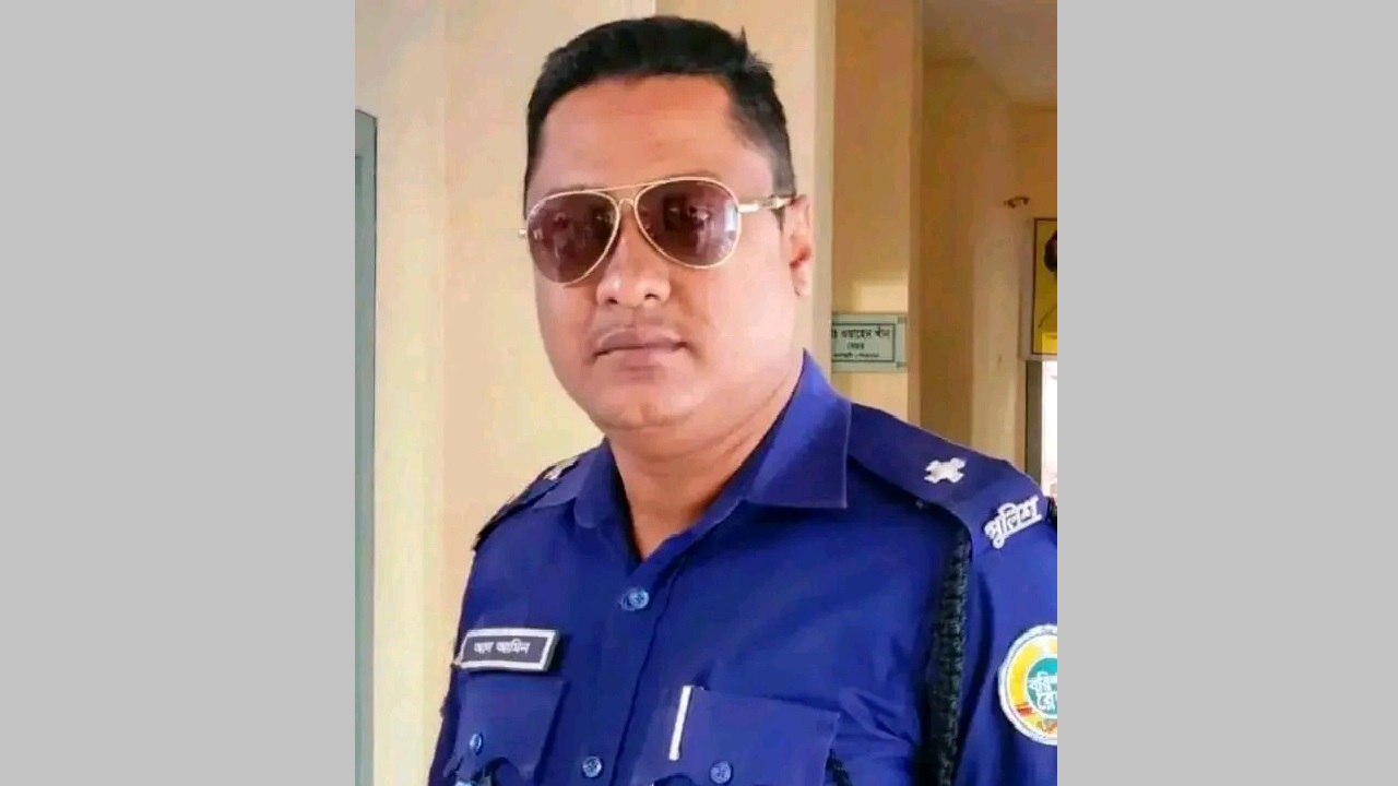 পুলিশের এএসআই আল আল আমিন মোল্লা। ছবি : সংগৃহীত