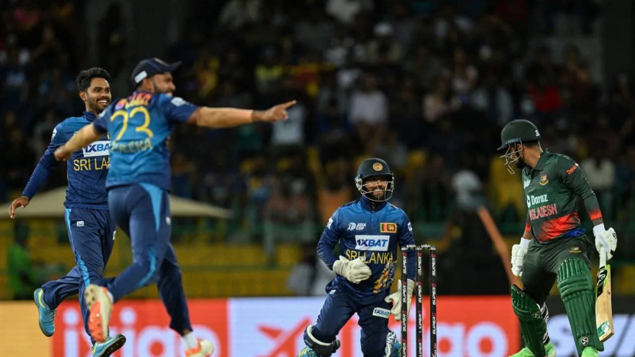 শ্রীলঙ্কার কাছে হারে কার্যত এশিয়া কাপ স্বপ্নের সমাপ্তি বাংলাদেশের। ছবি: সংগৃহীত