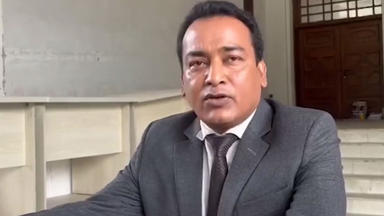 সদ্য বরখাস্ত হওয়া ডেপুটি অ্যাটর্নি জেনারেল এমরান আহম্মদ ভূঁইয়া। ছবি: সংগৃহীত
