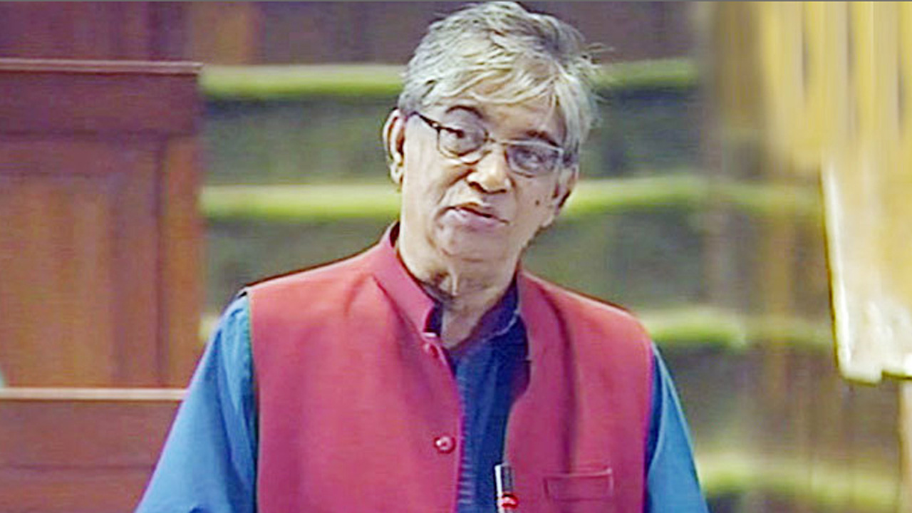 ডাক ও টেলিযোগাযোগ মন্ত্রী মোস্তাফা জব্বার। পুরোনো ছবি