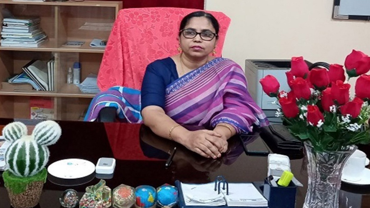 বগুড়ার ইনস্টিটিউট অব হেলথ টেকনোলজির সদ্য বদলি হওয়া অধ্যক্ষ আমায়াত উল হাছিন। ছবি : সংগৃহীত