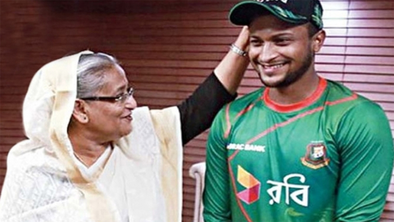 প্রধানমন্ত্রী শেখ হাসিনা ও সাকিব আল হাসান। ছবি : কালবেলা