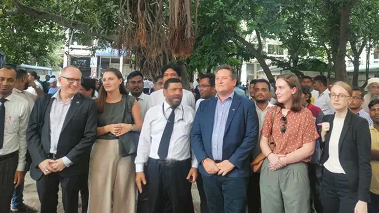আদালতে যুক্তরাষ্ট্র, কানাডা, যুক্তরাজ্য ও অস্ট্রেলিয়াসহ বেশ কয়েকটি দেশের পর্যবেক্ষক। ছবি : সংগৃহীত