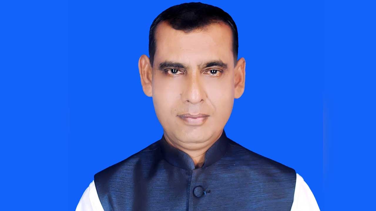 নড়াইল-১ আসনে আওয়ামী লীগের মনোনয়নপ্রত্যাশী কৃষ্ণপদ ঘোষ। ছবি : সংগৃহীত