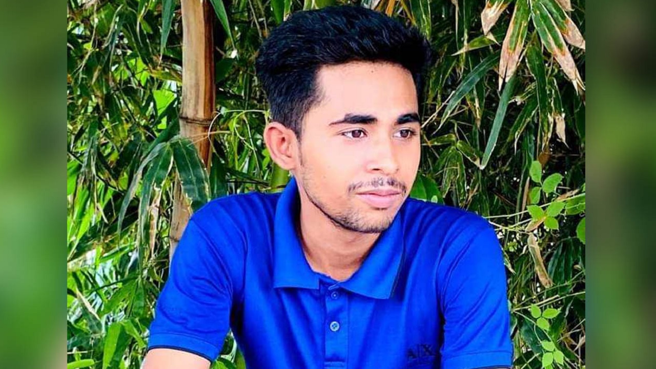 ঢাকা বিশ্ববিদ্যালয়ের ছাত্র কাজী ফিরোজ। ছবি : সংগৃহীত