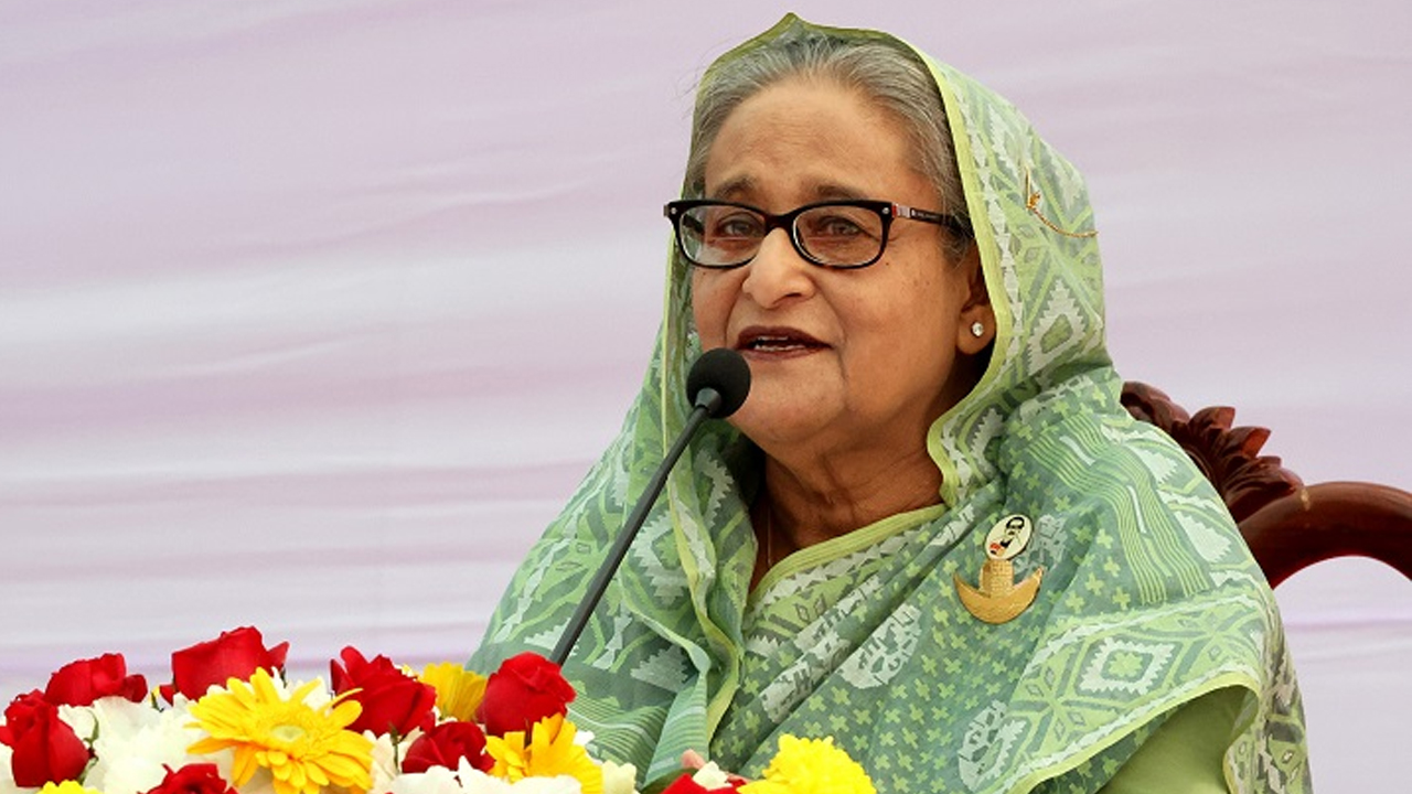 প্রধানমন্ত্রী শেখ হাসিনা। পুরানো ছবি