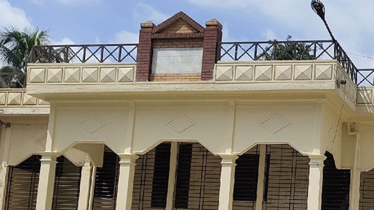 সিলেটের ঐতিহ্যবাহী সারদাস্মৃতি ভবন। ছবি : কালবেলা