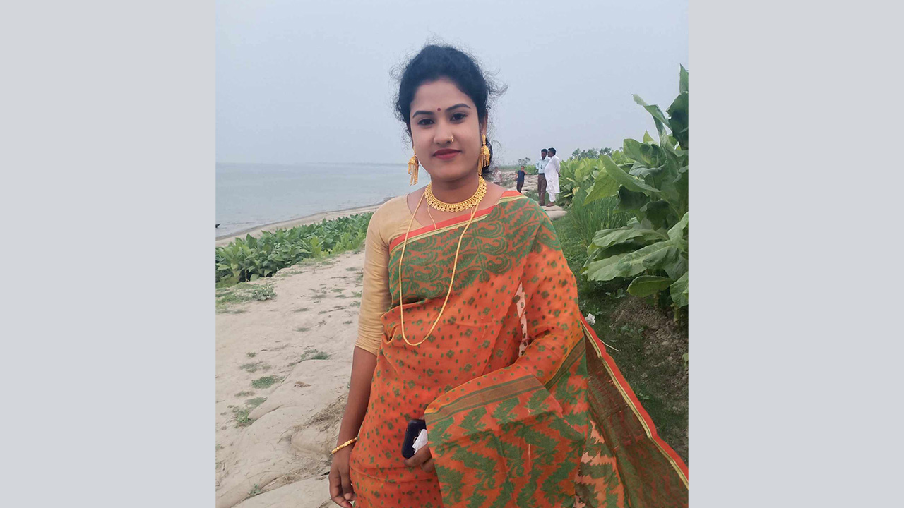 যুব মহিলা লীগ নেত্রী রুমানা আক্তার। ছবি : কালবেলা