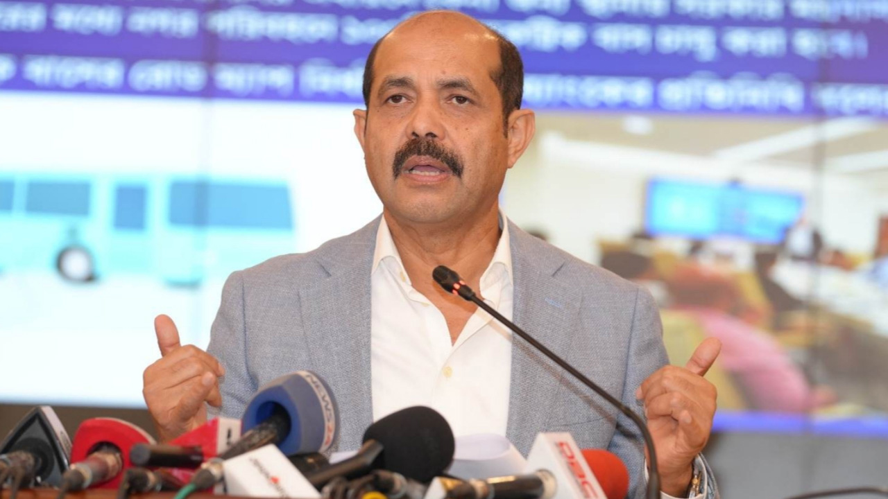 ঢাকা উত্তর সিটি করপোরেশনের (ডিএনসিসি) মেয়র আতিকুল ইসলাম। পুরোনো ছবি
