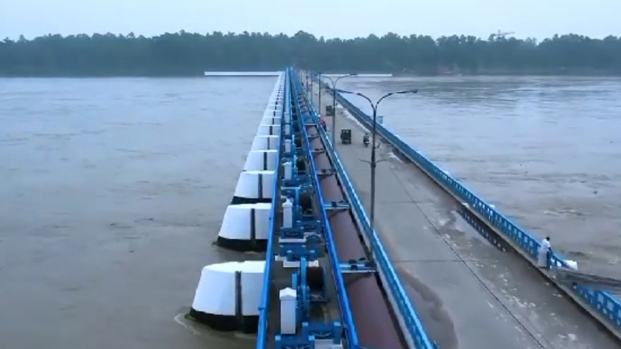 তিস্তা ব্যারেজ।