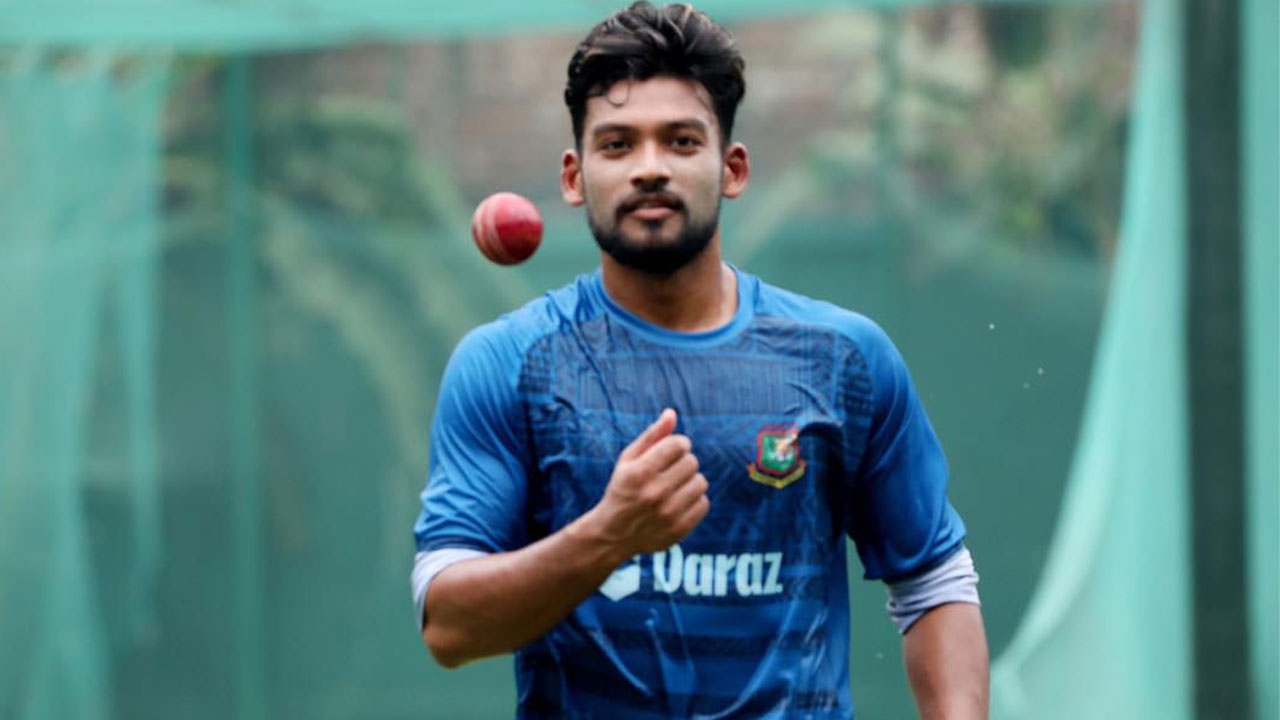 তৃতীয় ওয়ানডেতে অধিনায়ক শান্ত। ছবি: সংগৃহীত