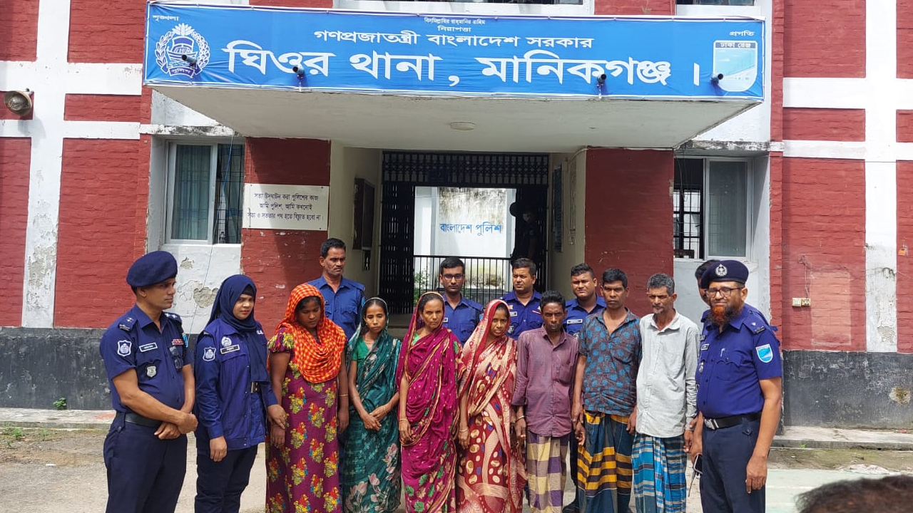 ঘিওরে হত্যা মামলায় গ্রেপ্তার সাতজন। ছবি : কালবেলা