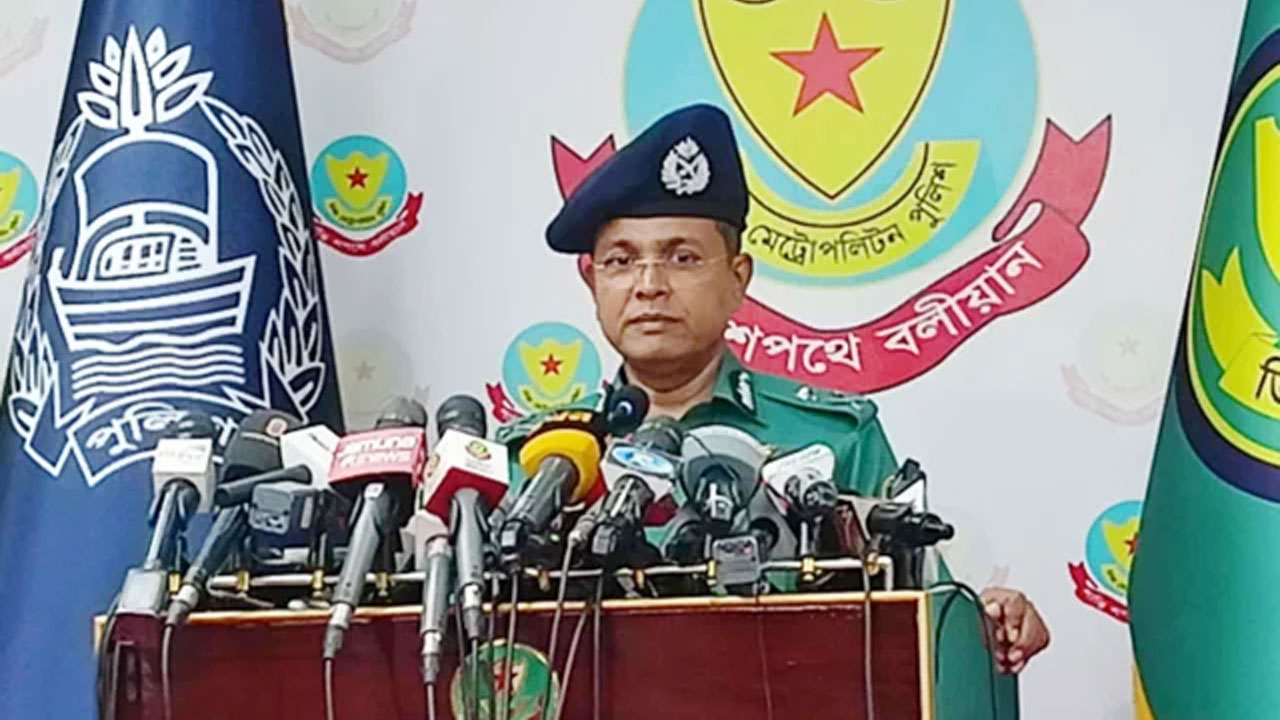 ভিসানীতি নিয়ে পুলিশের অবস্থান জানালেন ডিএমপি কমিশনার