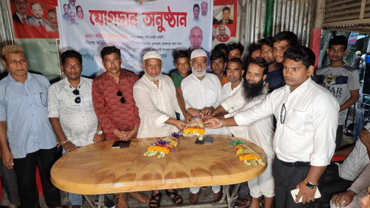 সরিষাবাড়ীতে শতাধিক নেতাকর্মী জাপাতে যোগদান। ছবি : কালবেলা