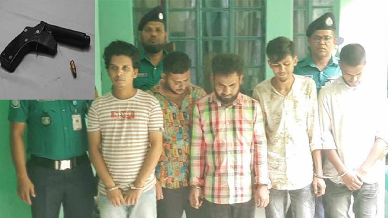 রং মিস্ত্রি ইমন শেখ হত্যা মামলায় গ্রেপ্তার আসামিরা। ইনসেটে উদ্ধারকৃত পিস্তল ও গুলি। ছবি : কালবেলা