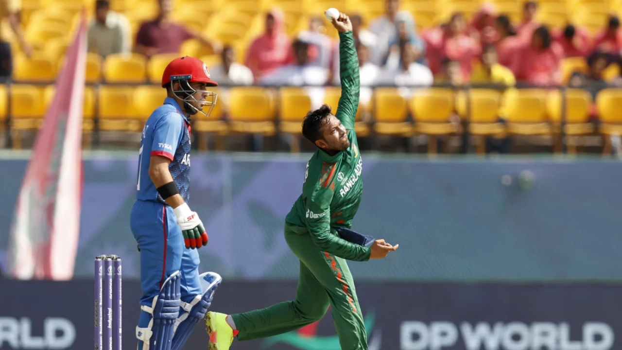 সাকিবের জোড়া  আঘাত। ছবি: সংগৃহীত