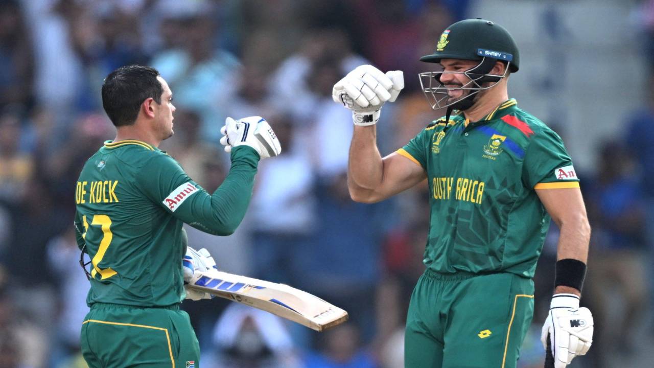 ডি কক ও মার্করামের ব্যাটে বড় সংগ্রহ পায় দক্ষিণ আফ্রিকা। ছবি : সংগৃহীত
