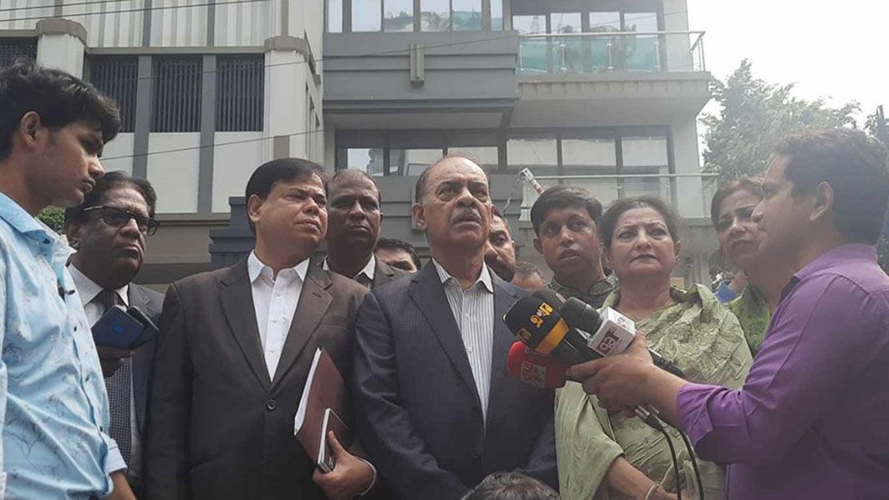 আওয়ামী লীগের সভাপতিমণ্ডলীর সদস্য মুহাম্মদ ফারুক খান। ছবি : সংগৃহীত