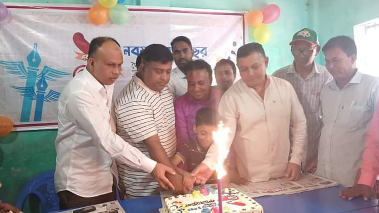 লালমনিরহাটে কালবেলার প্রতিষ্ঠাবার্ষিকী পালান। ছবি : কালবেলা