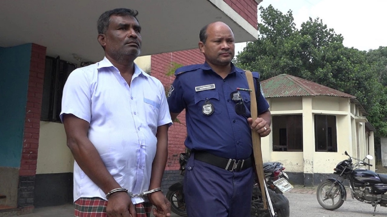 গ্রেপ্তারকৃত রিপন মিয়া। ছবি : সংগৃহীত