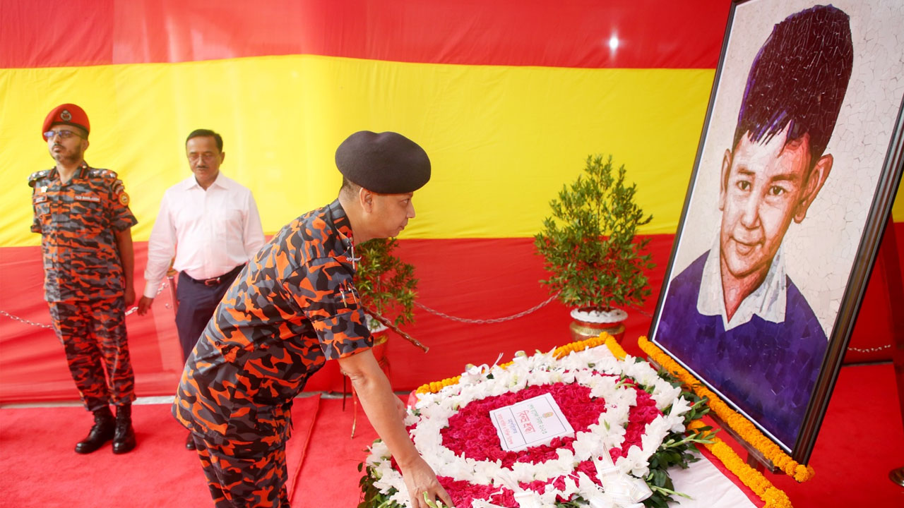 গভীর শ্রদ্ধায় ফায়ার সার্ভিসের শেখ রাসেল দিবস পালন।
