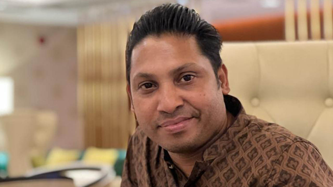 পরিচালক মিলন ভট্টাচার্য। ছবি : সংগৃহীত