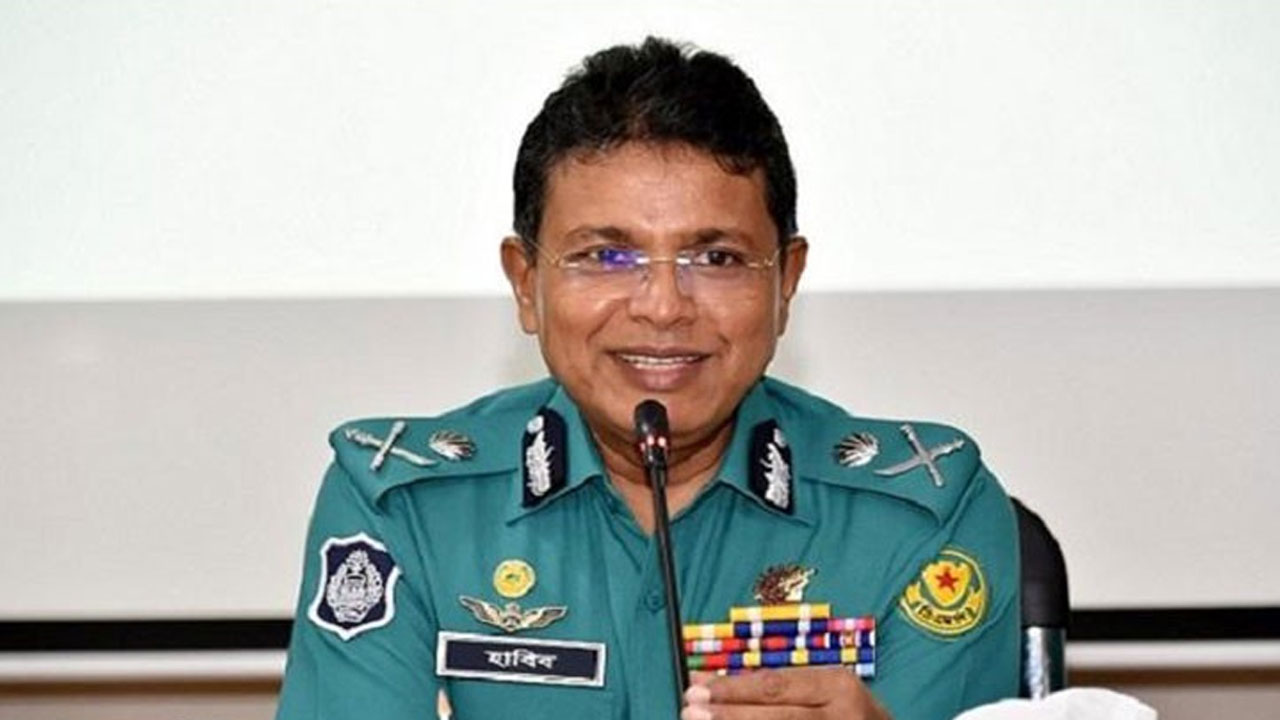 ঢাকা মেট্রোপলিটন পুলিশ (ডিএমপি) কমিশনার হাবিবুর রহমান। ছবি : সংগৃহীত