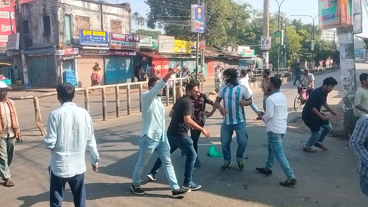 সিলেটে পুলিশ বিএনপির ধাওয়া-পাল্টাধাওয়া। ছবি : কালবেলা