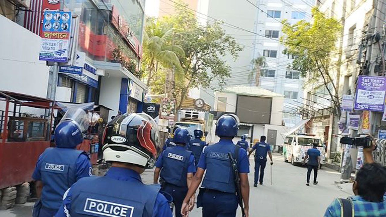 নারায়ণগঞ্জে বিএনপি-পুলিশ সংঘর্ষ
