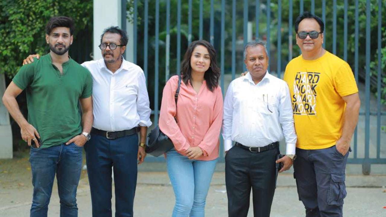 ‘মানুষ’র প্রচারণায় বাংলাদেশে আসবেন জিৎ