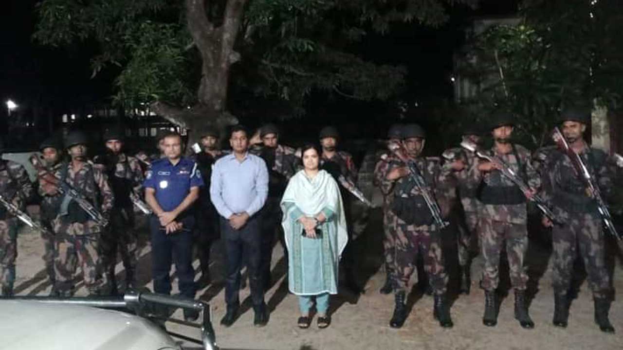 মিরসরাইয়ে বিজিবি মোতায়েন। ছবি : কালবেলা