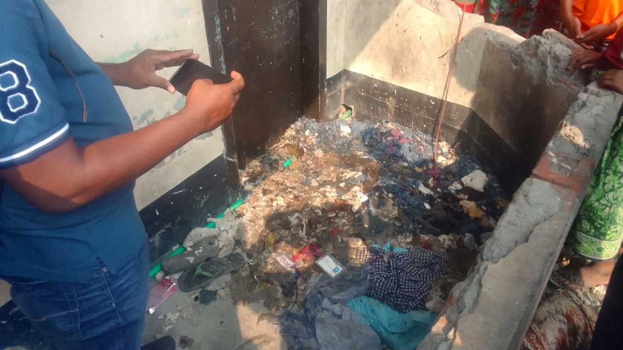 রূপগঞ্জে গ্যাসলাইনে বিস্ফোরণ। ছবি : কালবেলা