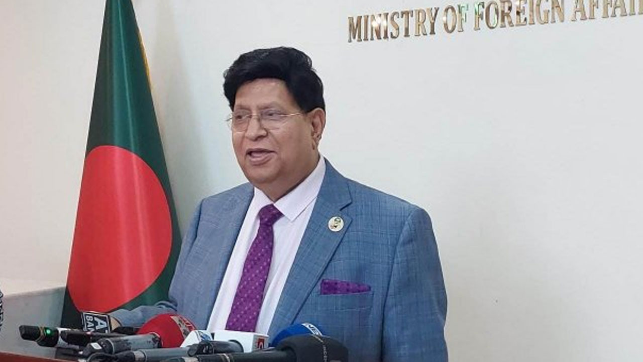 পররাষ্ট্রমন্ত্রী এ কে আব্দুল মোমেন। পুরোনো ছবি