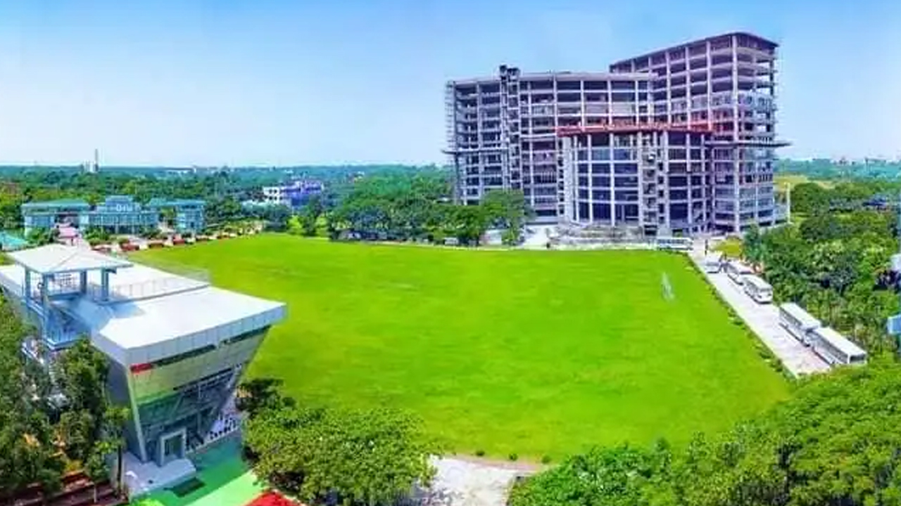 সাভারের আশুলিয়ায় ড্যাফোডিল ইন্টারন্যাশনাল ইউনিভার্সিটি। ছবি : সংগৃহীত