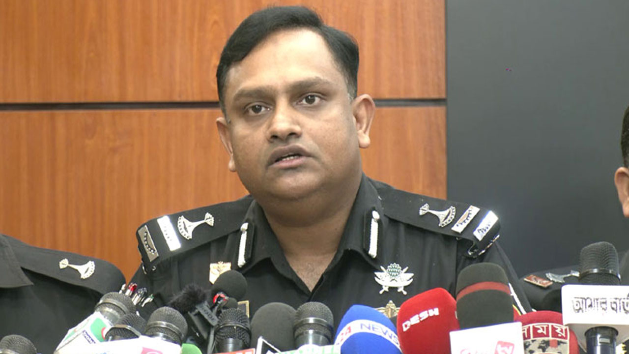 র‌্যাবের আইন ও গণমাধ্যম শাখার পরিচালক কমান্ডার খন্দকার আল মঈন। পুরোনো ছবি