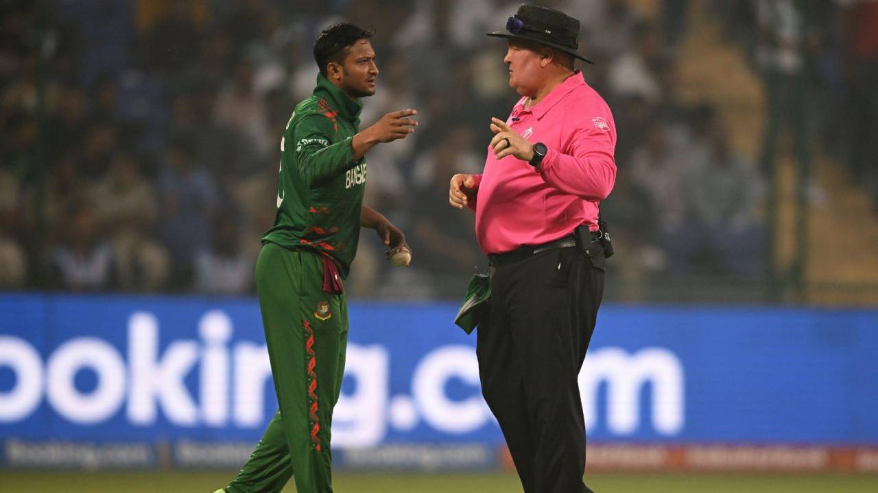 ম্যাথুসের আউট নিয়ে আম্পায়ারের ব্যাখ্যা