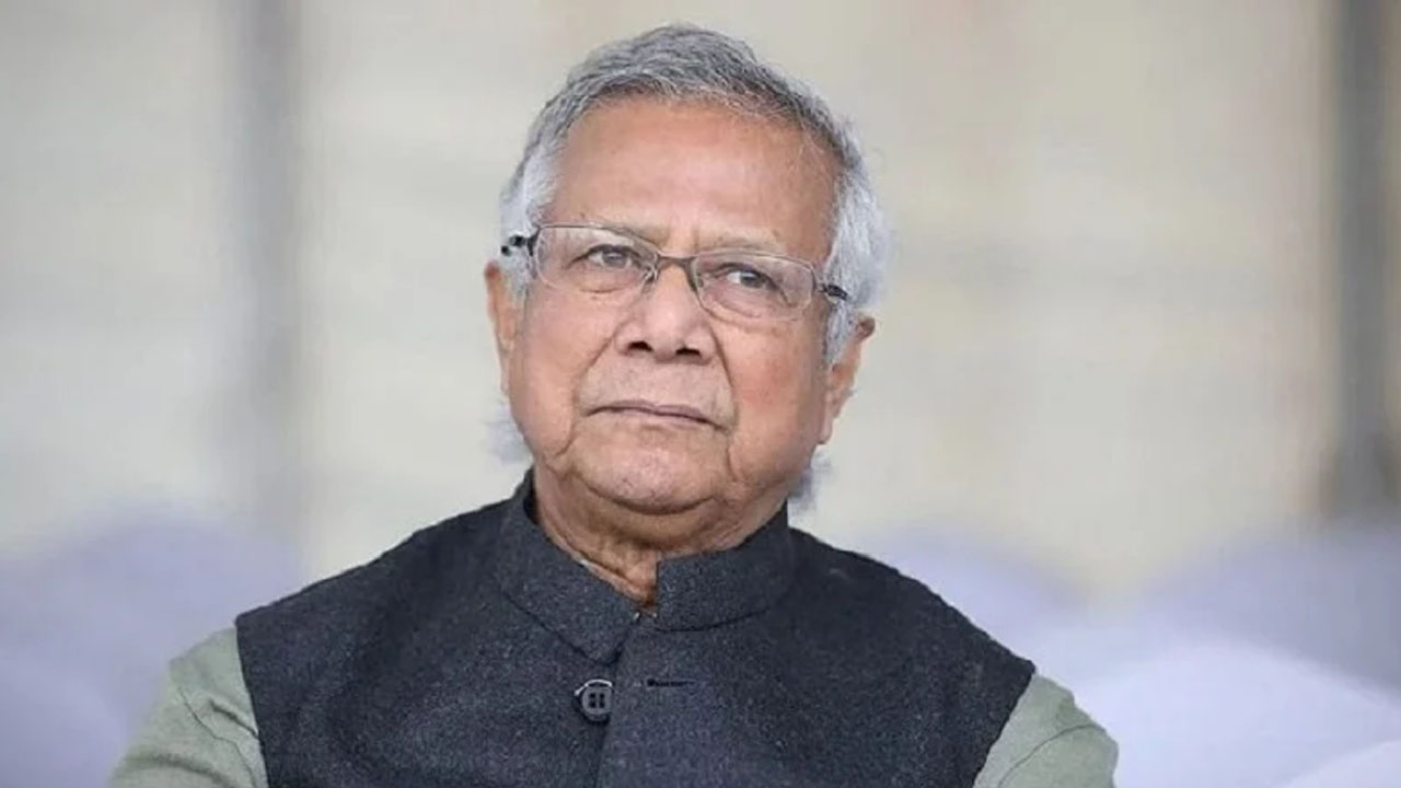 গ্রামীণ টেলিকমের চেয়ারম্যান এবং নোবেলজয়ী অর্থনীতিবিদ ড. মুহাম্মদ ইউনূস। পুরোনো ছবি