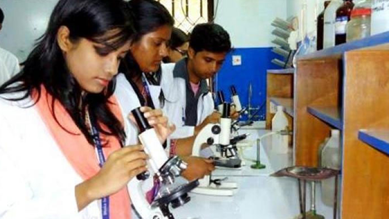 পুরোনো ছবি