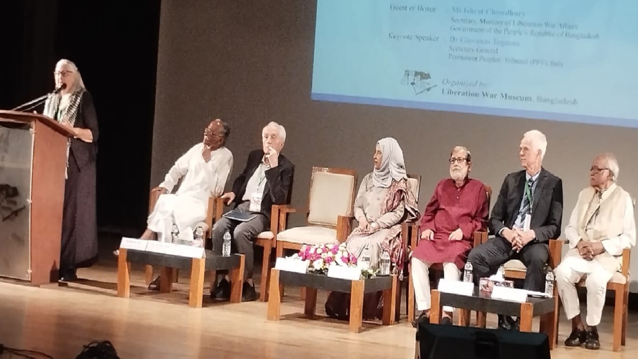 ‘গণহত্যা অস্বীকারের রাজনীতি : সত্য, স্বীকৃতি এবং ন্যায়বিচারের দিকে বিশ্ব সংগ্রাম’ শীর্ষক অষ্টম আন্তর্জাতিক সম্মেলন অনুষ্ঠিত হয়েছে। ছবি : কালবেলা