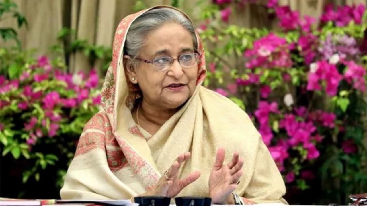 প্রধানমন্ত্রী শেখ হাসিনা। পুরোনো ছবি