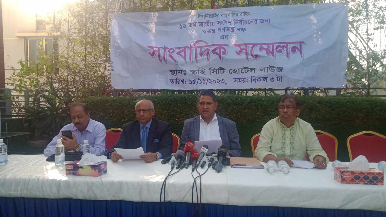 নির্বাচনে অংশগ্রহণের ঘোষণা দিয়েছেন বিএনপির কেন্দ্রীয় নির্বাহী কমিটির সদস্য ও সুপ্রিম কোর্টের আইনজীবী খন্দকার আহসান হাবিব। ছবি : কালবেলা