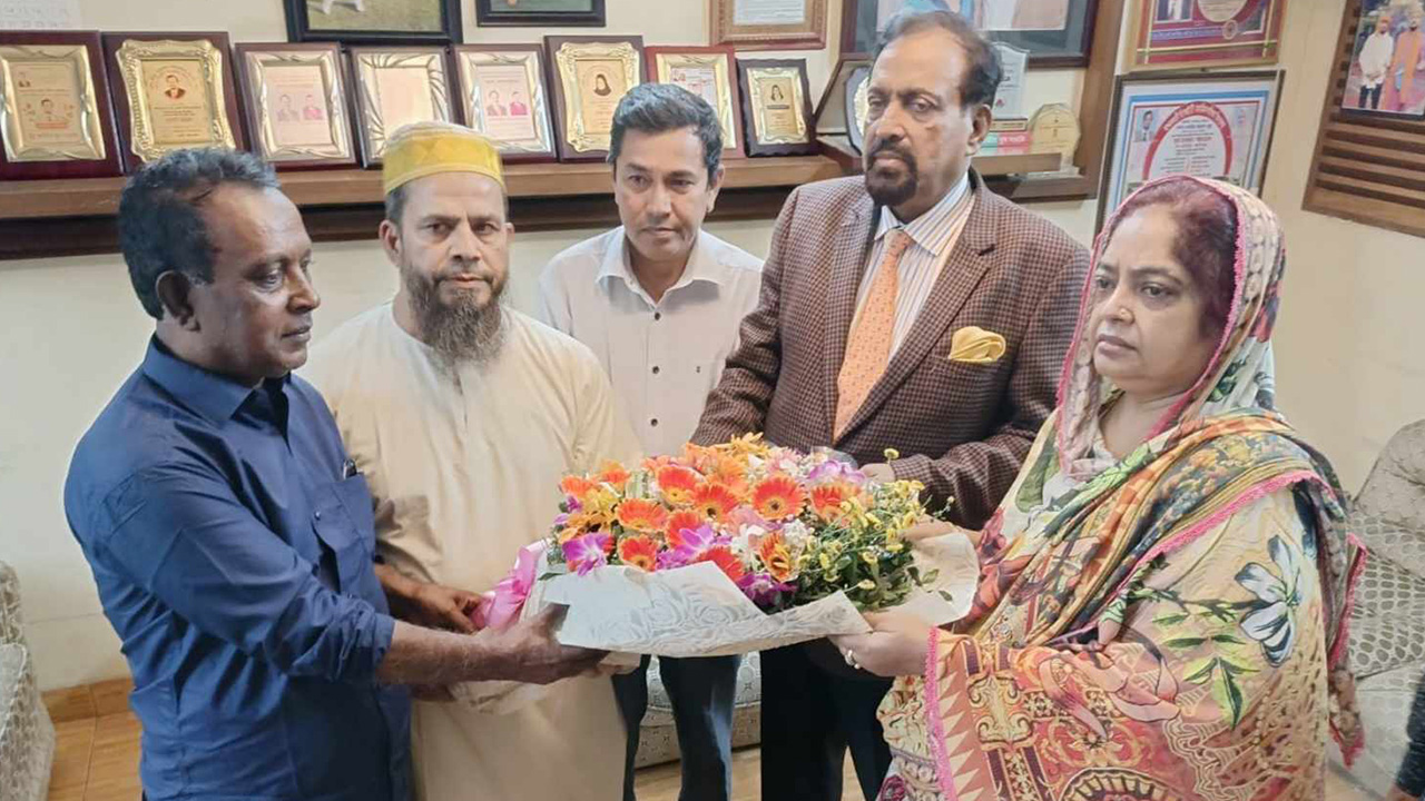 বরিশালের বাকেরগঞ্জের বিএনপি নেতার জাতীয় পার্টিতে যোগদান। ছবি : কালবেলা