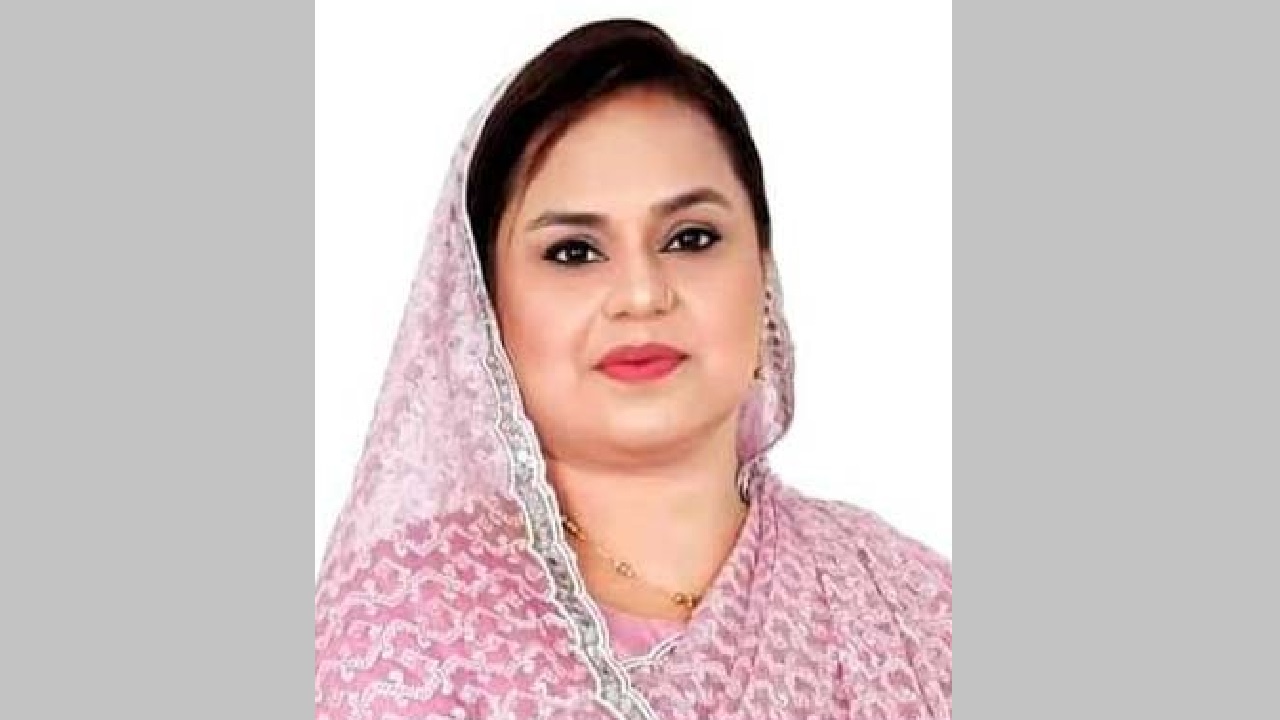 দুর্গাপুর উপজেলা পরিষদের সাবেক চেয়ারম্যান জান্নাতুল ফেরদৌস আরা ঝুমা তালুকদার। ছবি : সংগৃহীত