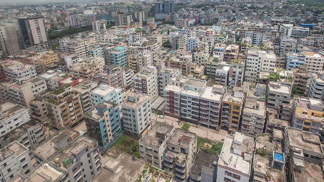 রাজধানী ঢাকায় বৃষ্টি। পুরোনো ছবি