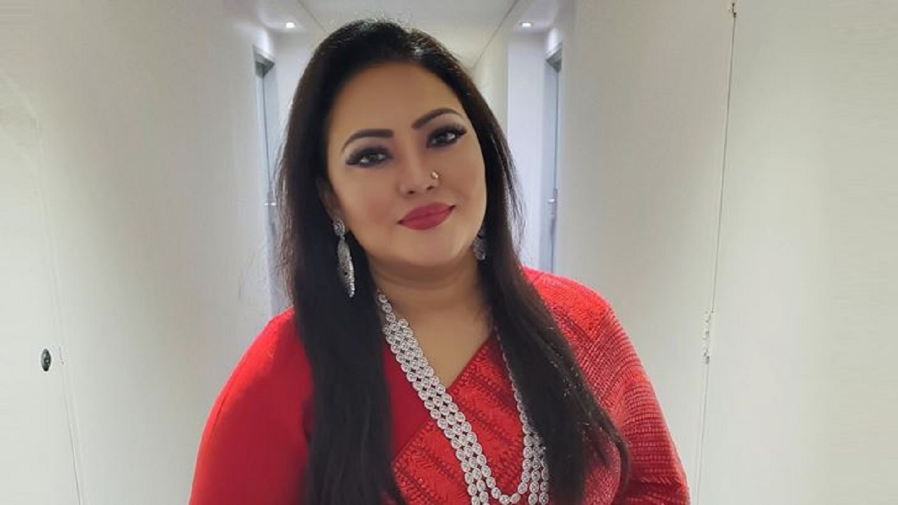 মানিকগঞ্জ-২ আসনের সংসদ সদস্য ও কণ্ঠশিল্পী মমতাজ বেগম। ছবি : সংগৃহীত