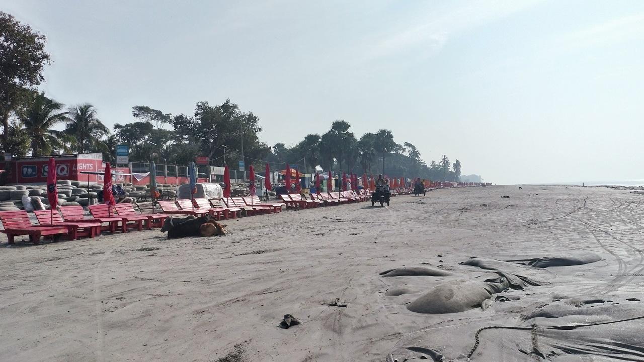 কুয়াকাটা সমুদ্রসৈকত। ছবি : কালবেলা